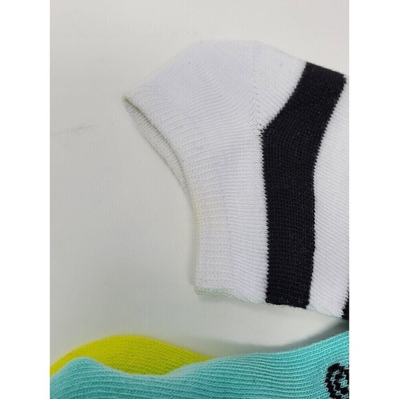 DISNEY THE NIGHTMARE BEFORE CHRISTMAS MIX & MATCH ANKLE SOCKS WOMEN OS NWOT - Picture 9 of 12